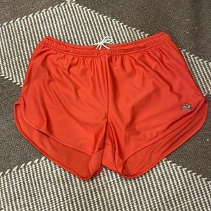 Tracksmith Van Cortlandt Shorts (L)